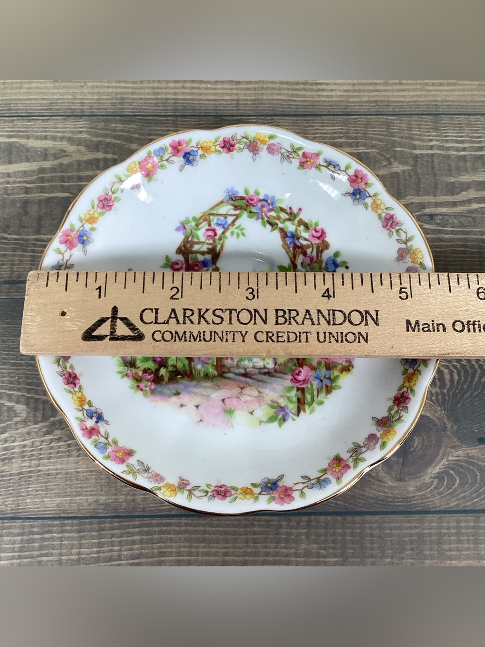 Vintage Bell Fine Bone China England ‘Rose Cottage’ Pattern Tea Cup & Saucer Set - Picture 7 of 16